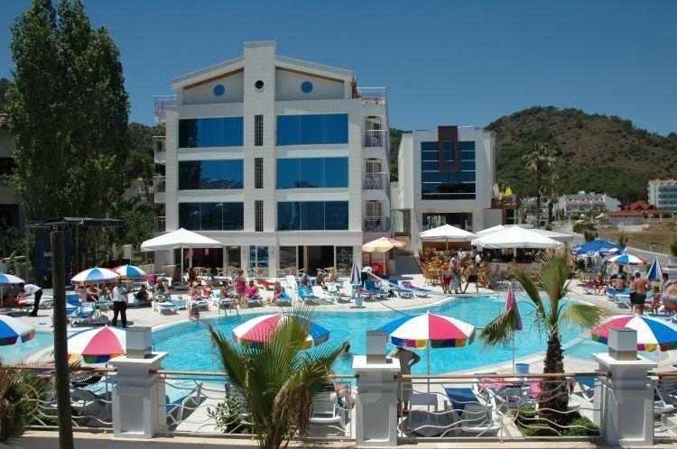 Ideal Pearl Hotel - Adult Only มาร์มาริส ภายนอก รูปภาพ