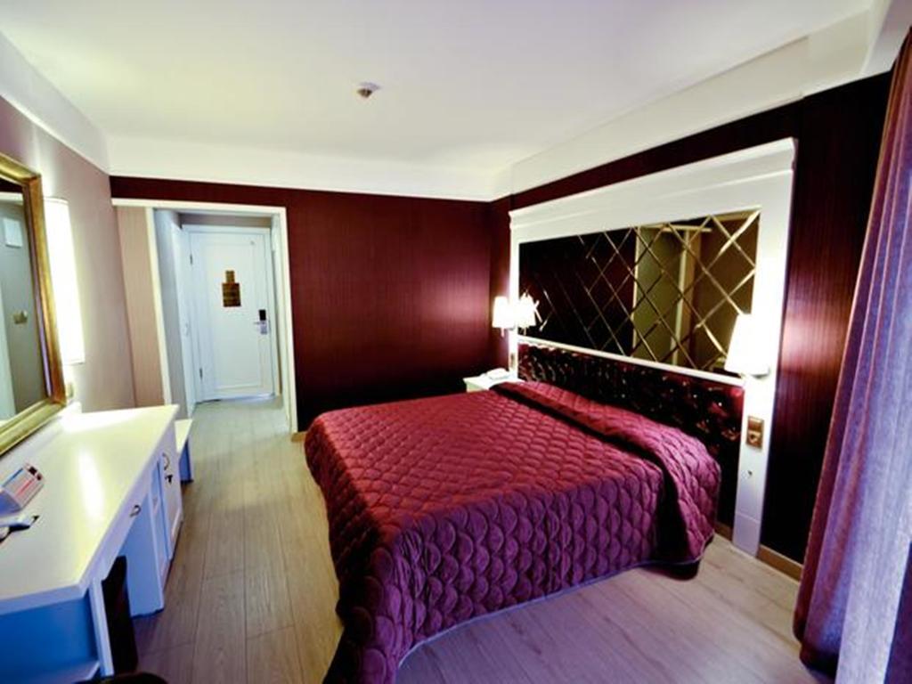 Ideal Pearl Hotel - Adult Only มาร์มาริส ภายนอก รูปภาพ